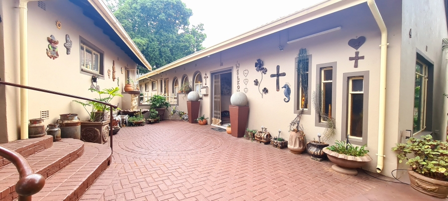 3 Bedroom Property for Sale in Safari Gardens North West